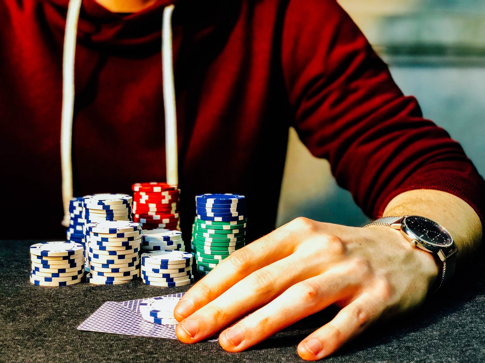 What You Must Know Concerning Poker Online